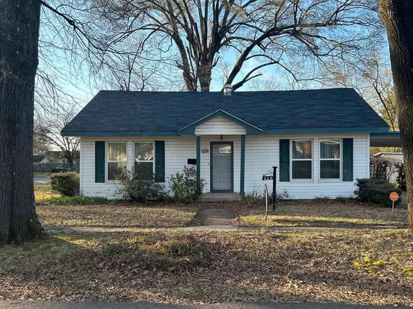 426 E 3rd St N, Prescott, AR 71857