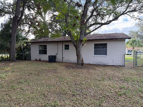 5th image of 2917 Magnolia Ave