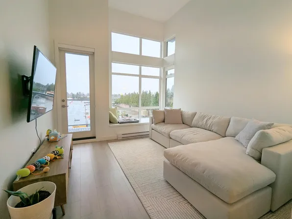 7799 17th St #406, Burnaby, BC V3N 1N3