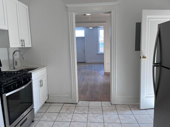 2038 W Coulter St #3F