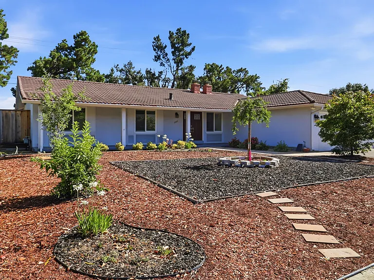 19397 Eric Dr — Photo 34