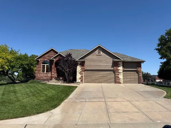 3317 N North Shore Ct, Wichita, KS 67205