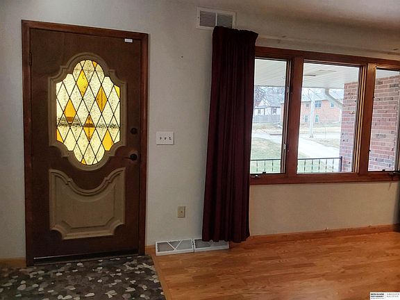 5th image of 6508 S 39th St