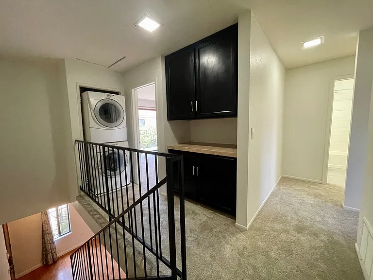 845 E Ave #G — Photo 7