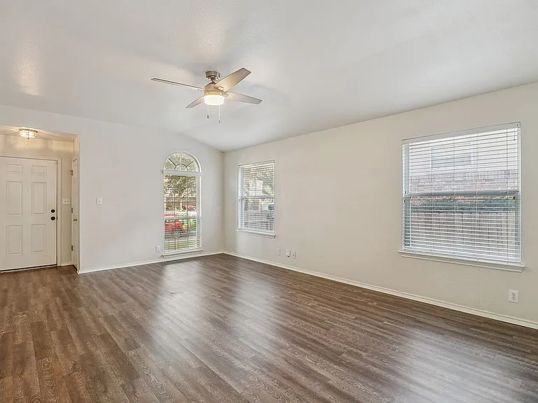 4119 Chinkapin Oak — Photo 6