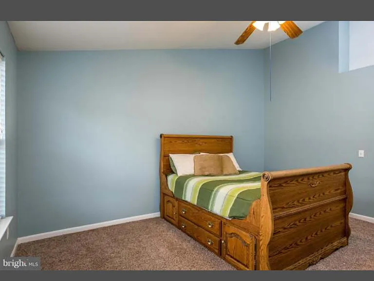 8130 Mallard Shore Dr — Photo 12