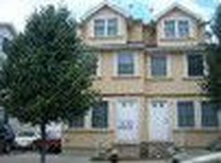 21 Rumpler Ct, Staten Island, NY 10302
