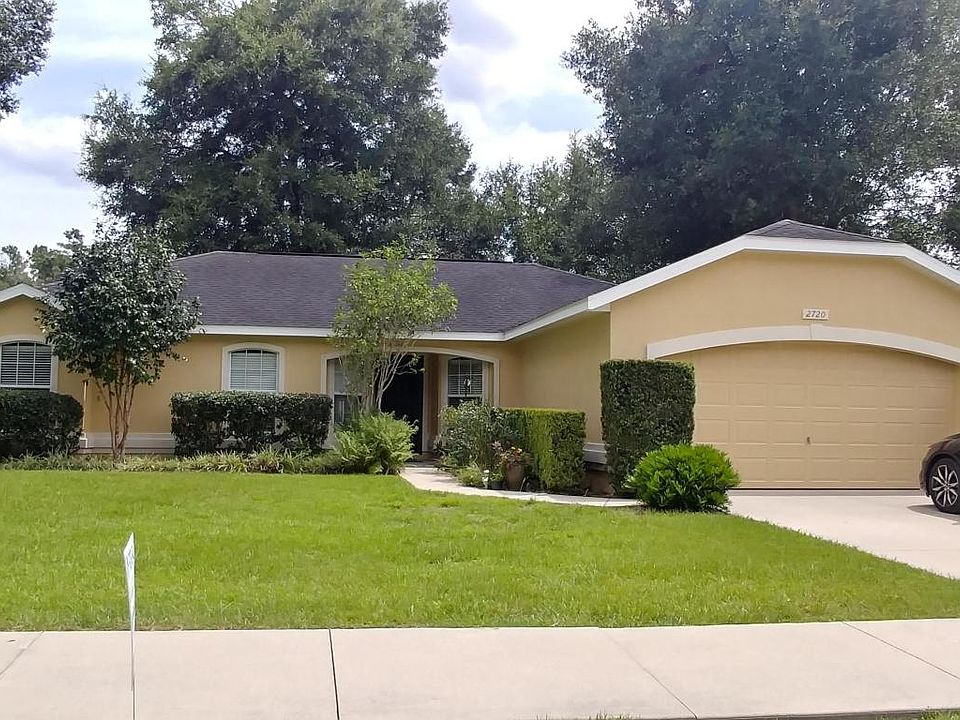 1st image of 2720 NE 25th St