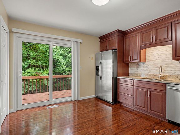 5th image of 380 Hitchcock Road #267