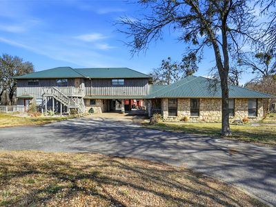 1901 Adams Ln, Azle, TX, 76020