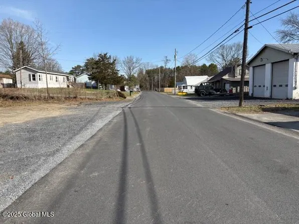 L27 Rhode Island Ave., Queensbury, NY 12804