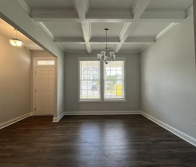 112 Wicklow Ct — Photo 3