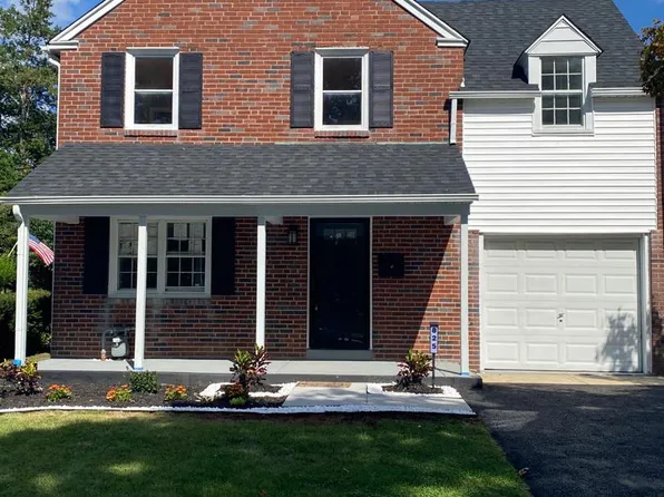 825 Stanbridge Rd, Drexel Hill, PA 19026