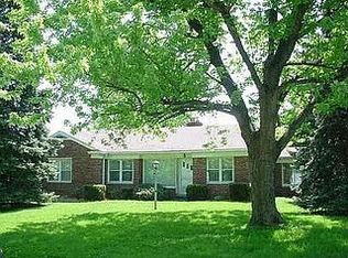 8456 Speedway Dr, Shelby Township, MI 48317