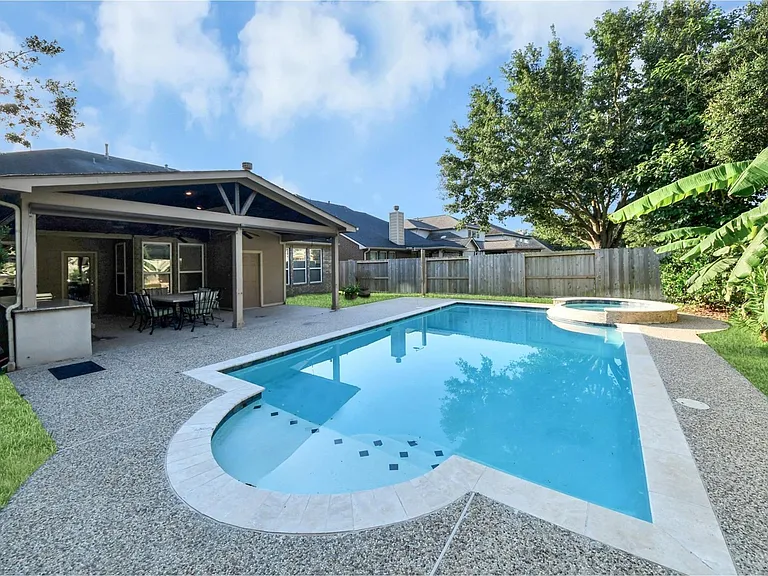 9619 W Amber Bluff Ln — Photo 1