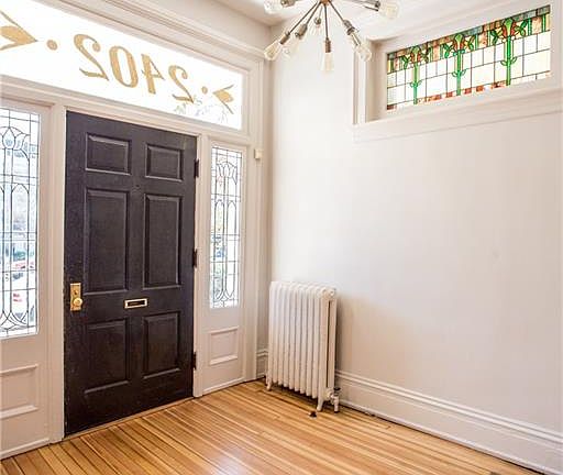 4th image of 2402 Grove Ave