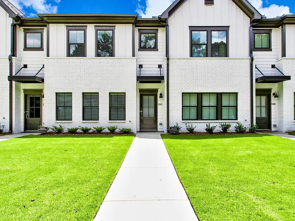 1342 Parc Bench Rd