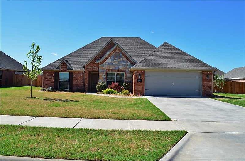 1st image of 3901 SW Roundstone Blvd
