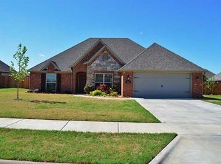 3901 SW Roundstone Blvd, Bentonville, AR 72712