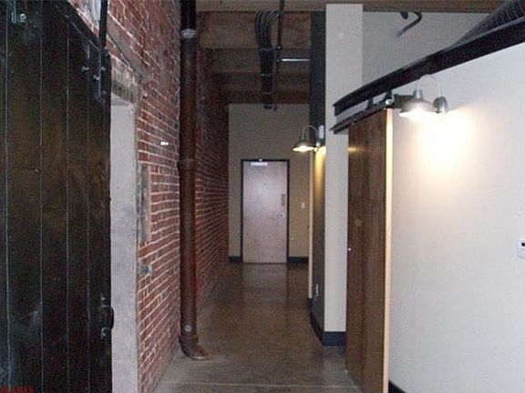 2nd image of 1114 Lucas Ave Unit 414