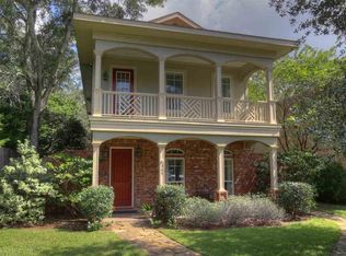 365 S Section St, Fairhope, AL 36532
