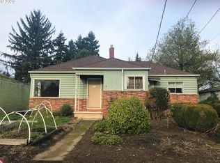 5817 NE Simpson St, Portland, OR 97218