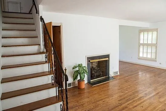 4437 Groveland Rd — Photo 13