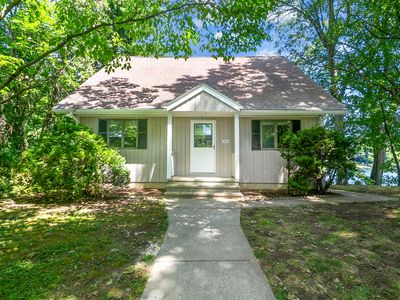 142 Chatham Terrace, Bridgeport, CT, 06606