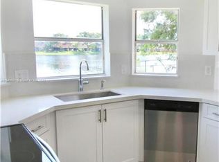 239 NW 107th Ave, Hollywood, FL 33026