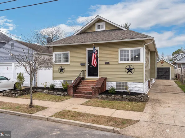137 Hickman Ave, Gloucester City, NJ 08030