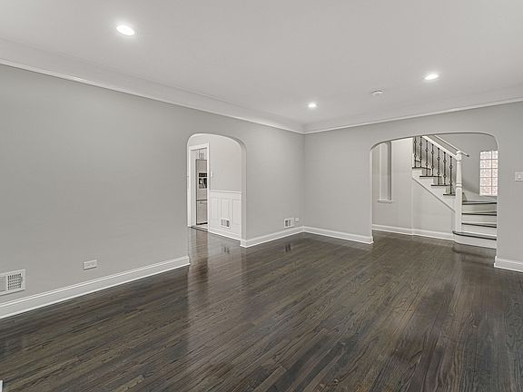 4th image of 14126 S Wabash Ave