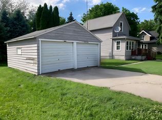 214 2nd St NW, Pennock, MN 56279