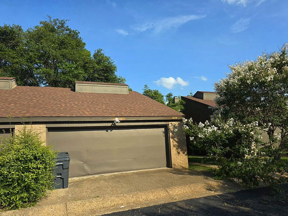 1st image of 2910 Stewart Dr