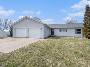 5270 Old Pipestone Rd, Eau Claire, MI 49111