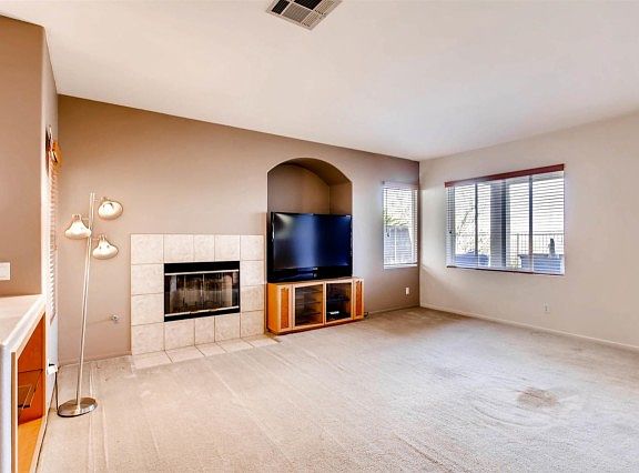 3rd image of 6353 Avenida De Las Vistas Unit 2