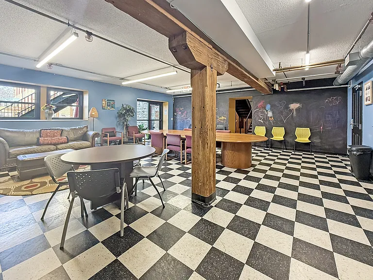 653 Artist Lofts — Photo 21