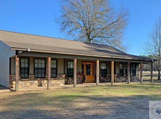 201 Cotton Ford St, Maud, TX 75567