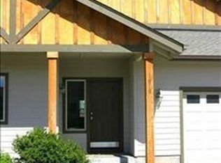 1010 SW 28th St, Redmond, OR 97756