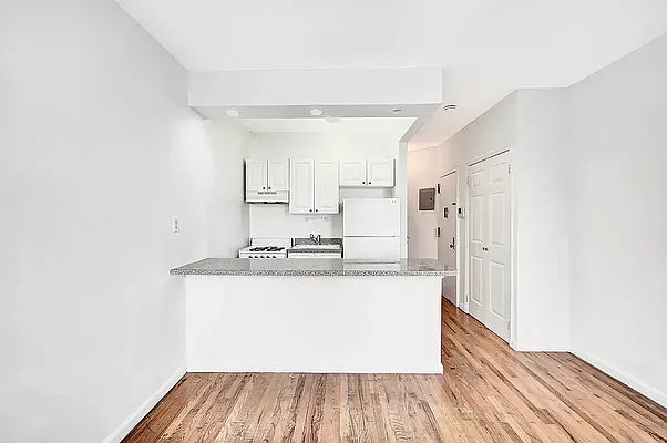 Rented by Compass | media 8