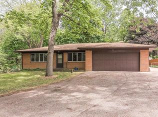 7527 Dean Rd, Indianapolis, IN 46240