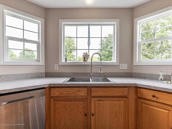 5th image of 3104 Preakness Way