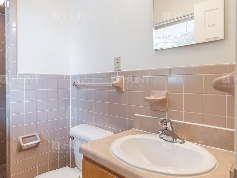 148 Kentucky Cir — Photo 4