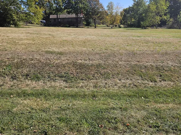 2103 Southgate Dr, Davis, IL 61019