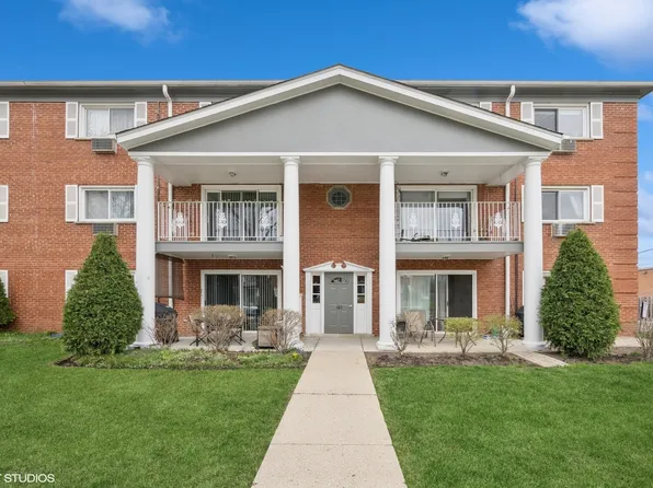 102 E Lillian Ave APT 2C, Arlington Heights, IL 60004