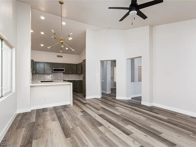 327 Perry Ellis Dr — Photo 19