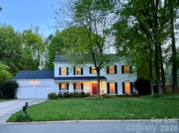 7218 Glen Brook Ln, Charlotte, NC 28269