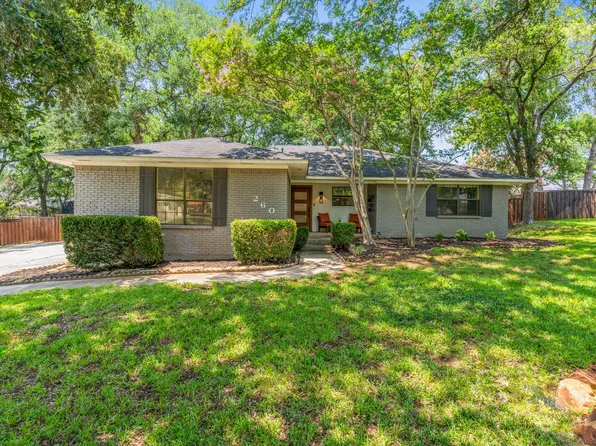260 Oak St, Highland Village, TX 75077