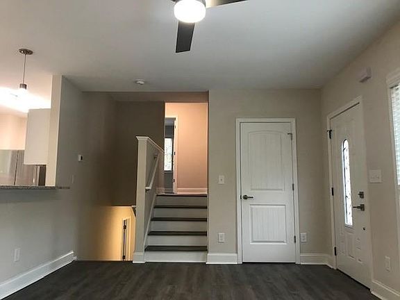 2nd image of 4930 Crowe Dr SE