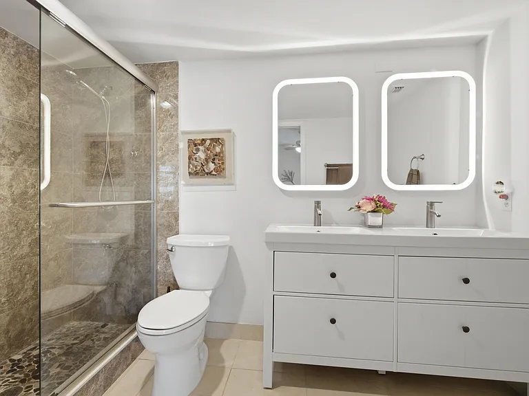 3002 Portofino Isle #D1 — Photo 13