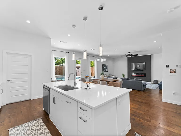 1526 Life Ave — Photo 16